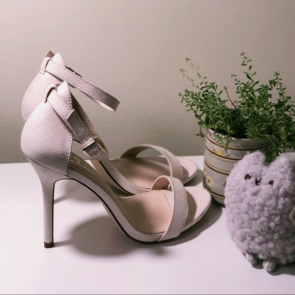 Lulu's Nude Strap Heels size 7.5 NWOT - Picture 2 of 3